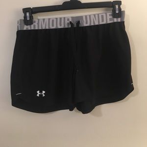 Black under armor workout shorts