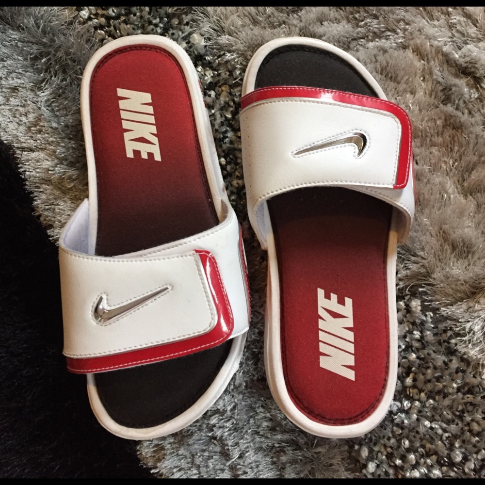 Nike slides
