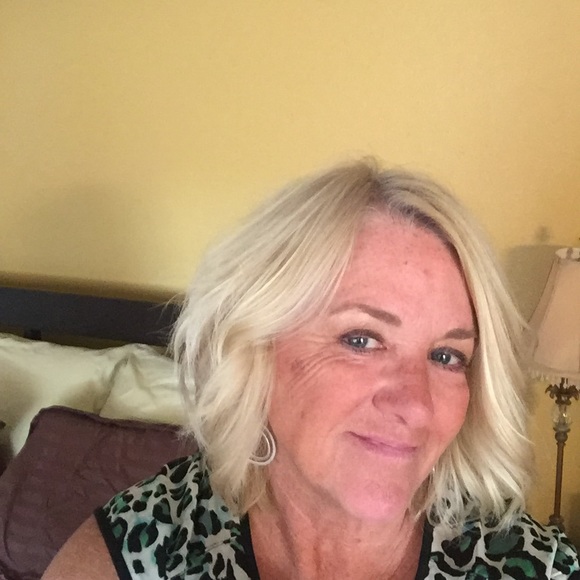 Meet your Posher, Luann - Picture 1 of 1