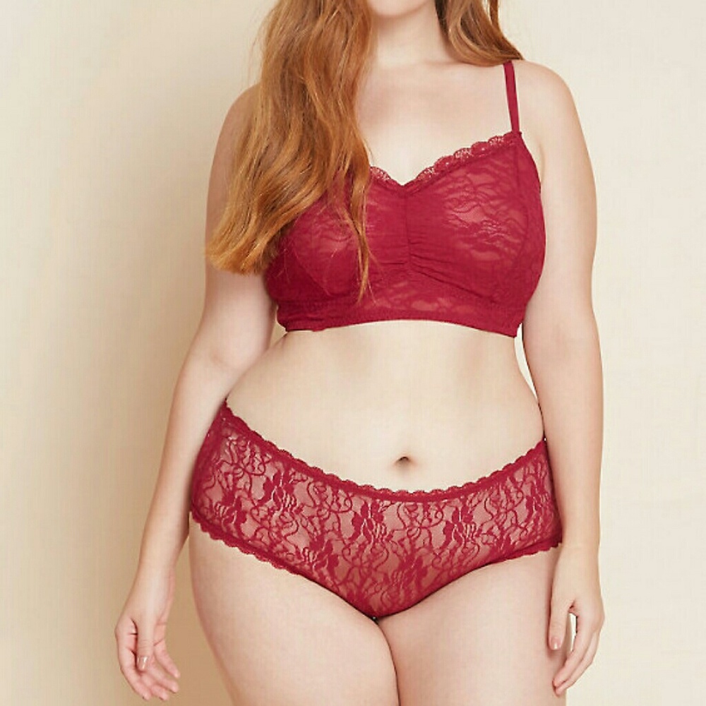 Torrid/lovesick lace bralette