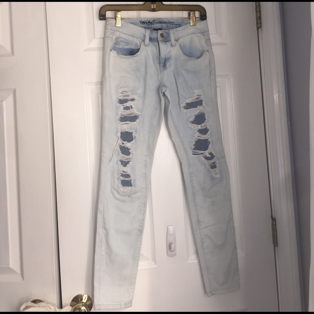 Mid-Rise washed out skinny jeans