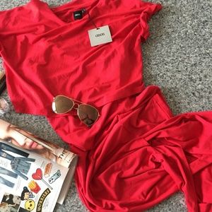 **BRAND NEW Asos Red Crop Top Maxi Dress Size 10**