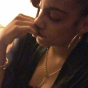 Meet your Posher, Angie