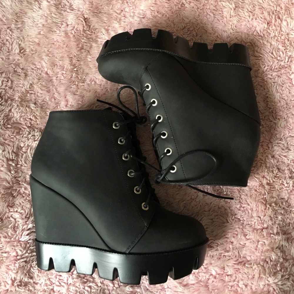 Trade with @rhiannonsometim