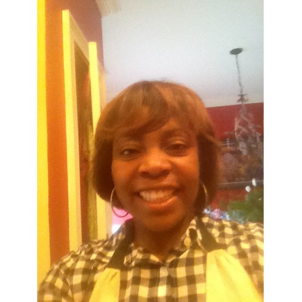 Meet your Posher, Makara