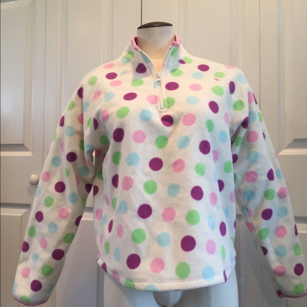 Fleece with polka dots