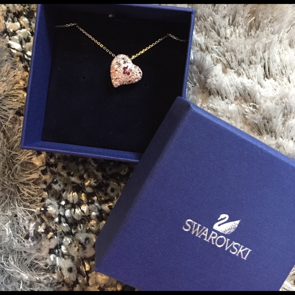 Swarvoski heart pendant