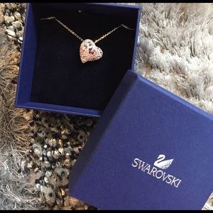 Swarvoski heart pendant
