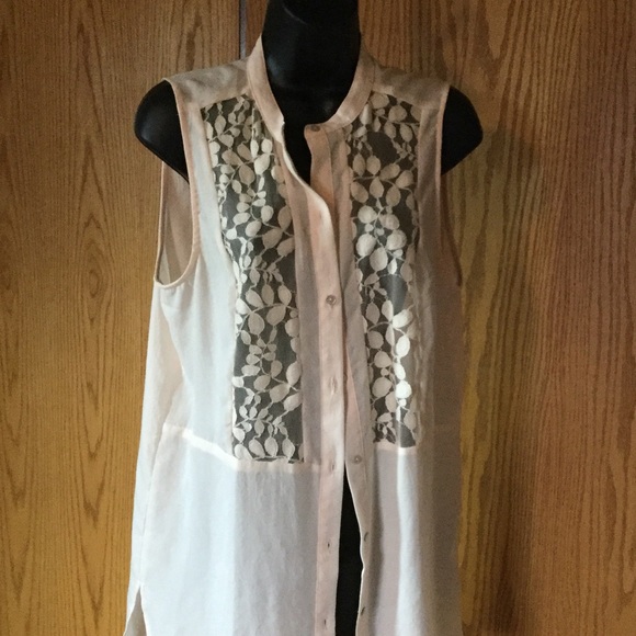 Pale pink button down blouse - Picture 1 of 4