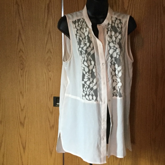 Pale pink button down blouse - Picture 4 of 4