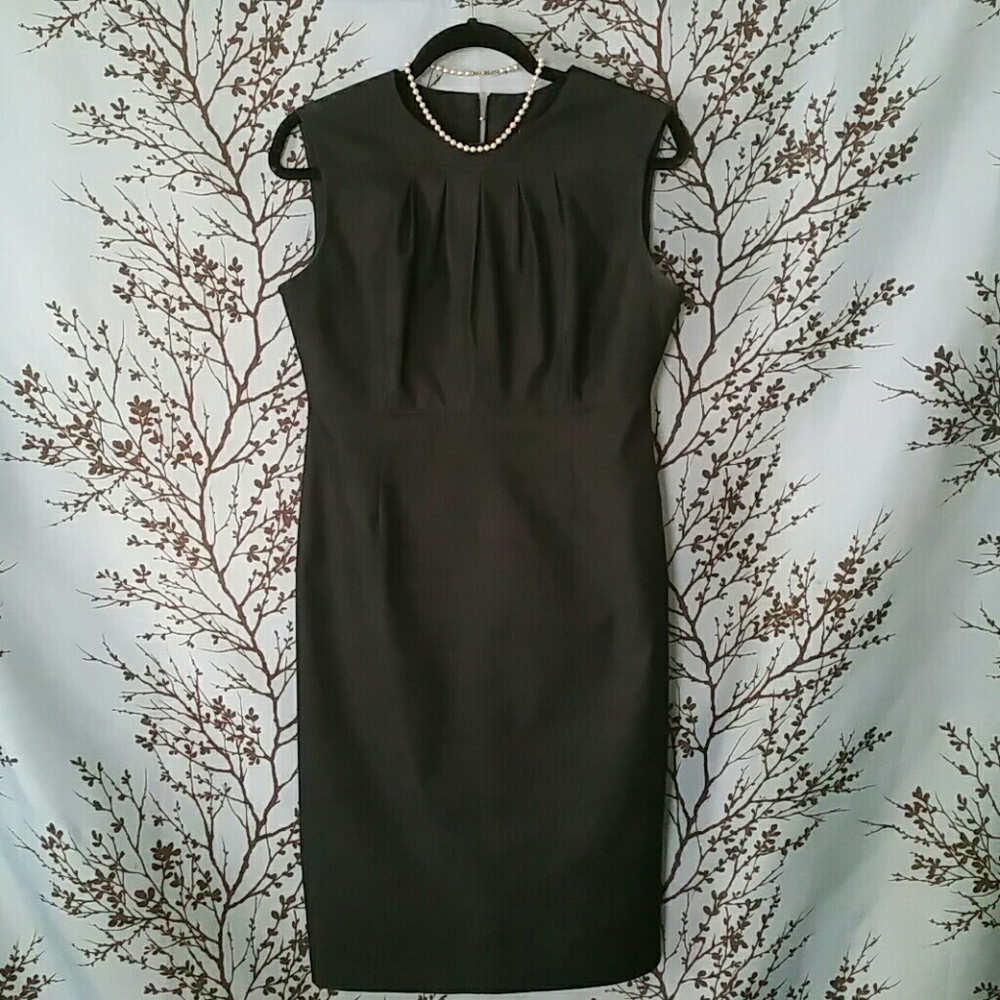 Attention denim sleeveless dress