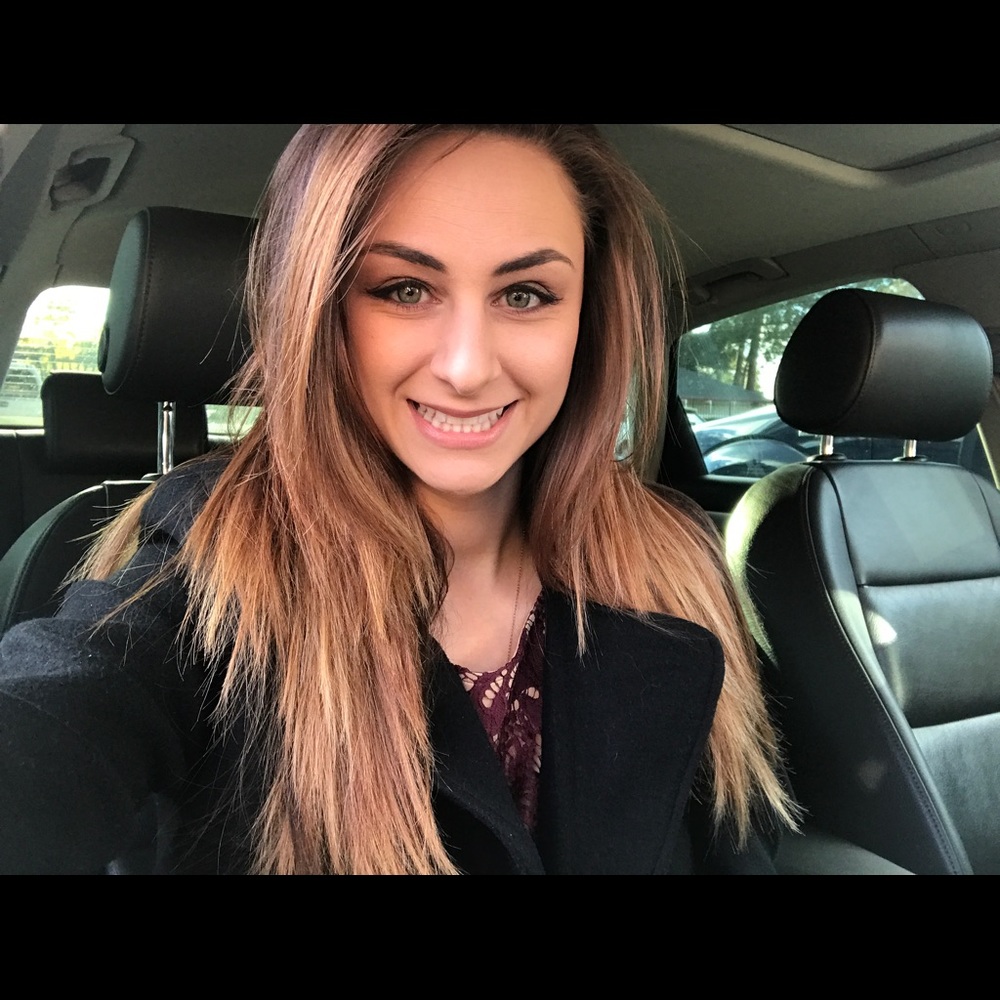 Meet your Posher, Natalie