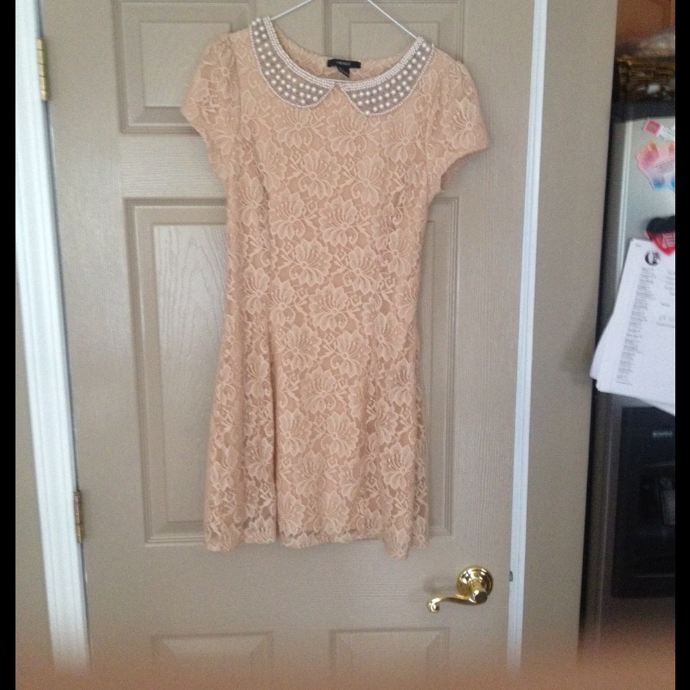 Cute embellished collar lace dress
