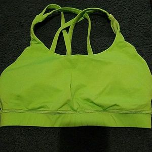 Lululemon emergy bra size 6 RARE color ??