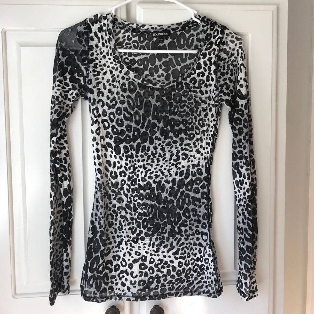 Leopard long sleeve top