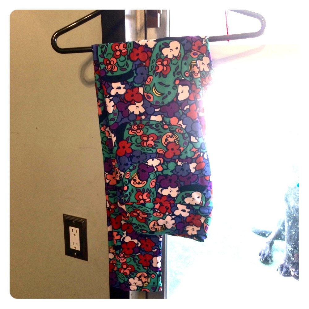 BNWOT TC NESTING DOLLS LLR