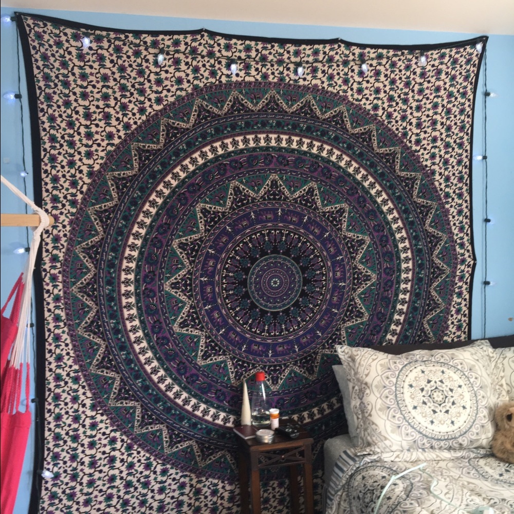 NWT TAPESTRY