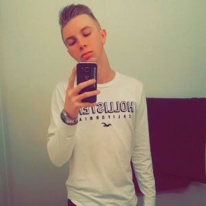 Meet your Posher, Blake