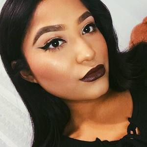 Meet your Posher, Shelly