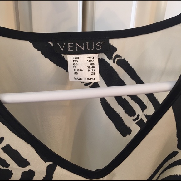 Venus kimono top - Picture 2 of 3