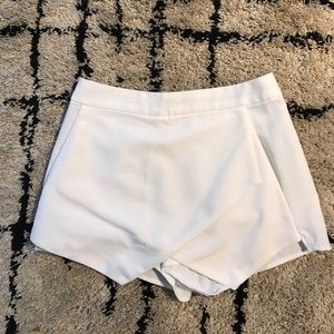 White envelope skirt