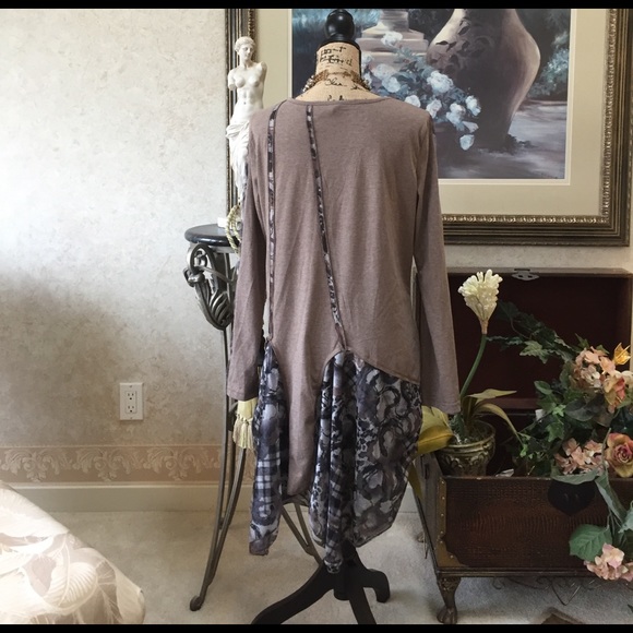 Long top - Picture 2 of 2