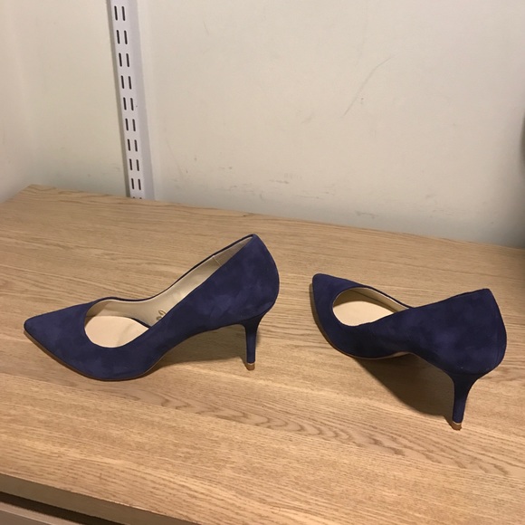 Zara Basic Heels - Picture 2 of 3