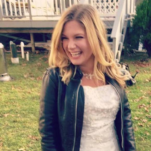 Meet your Posher, Rach - Picture 2 of 6