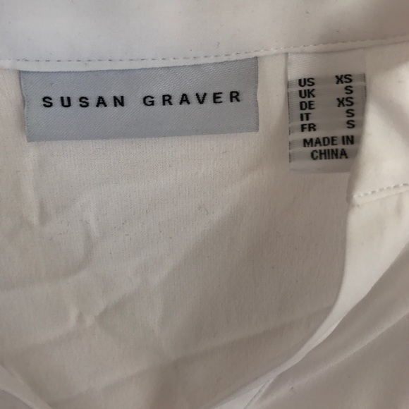 🆕 Susan Graver Split neck tunic w/ roll tab slvs - Picture 3 of 3