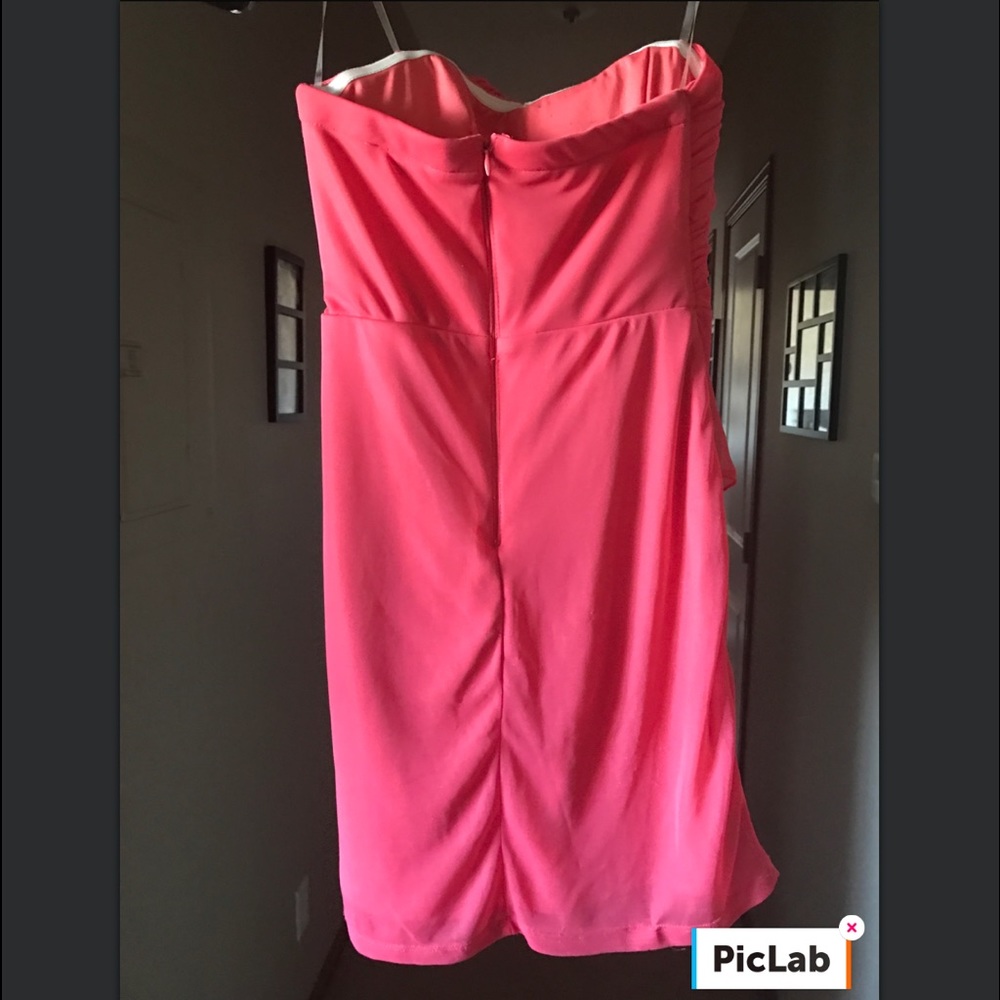 Dress - Picture 2 of 3