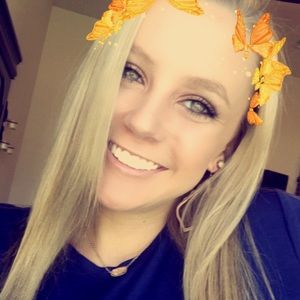 Meet your Posher, Kaitlyn