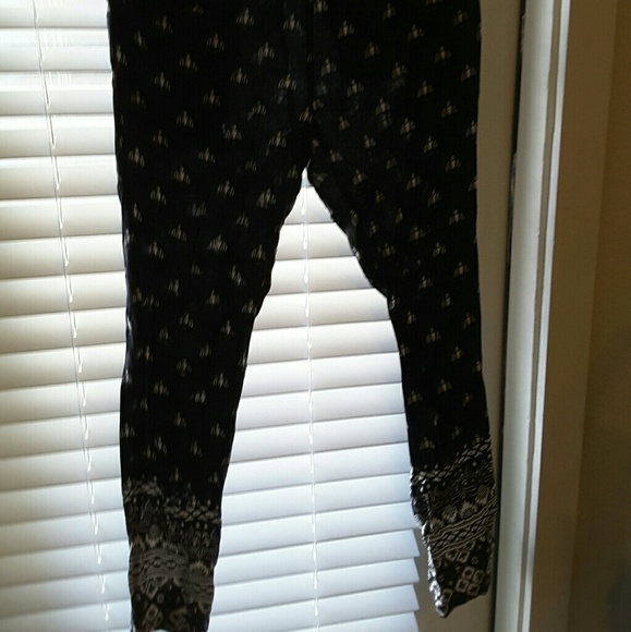 Baggy pattern pants - Picture 1 of 3