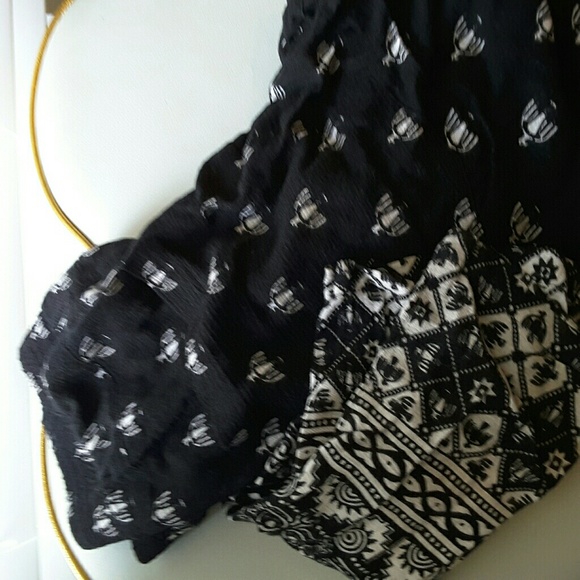 Baggy pattern pants - Picture 3 of 3