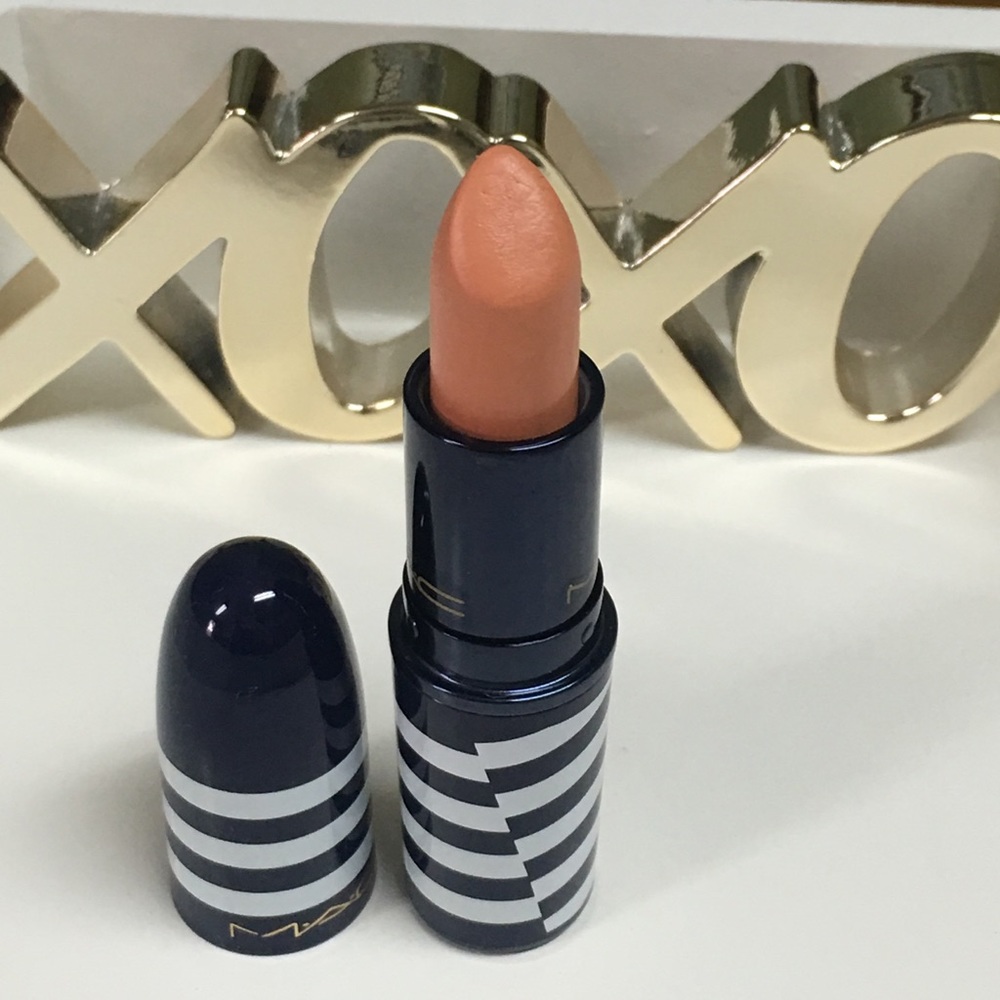 MAC •LE•