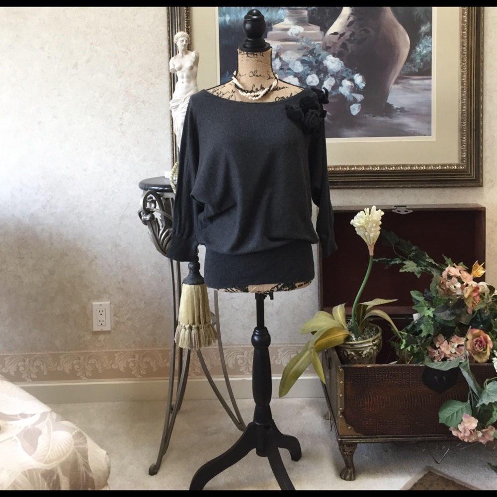 Lauren Conrad sweater