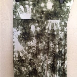 Lularoe Azure skirt size small