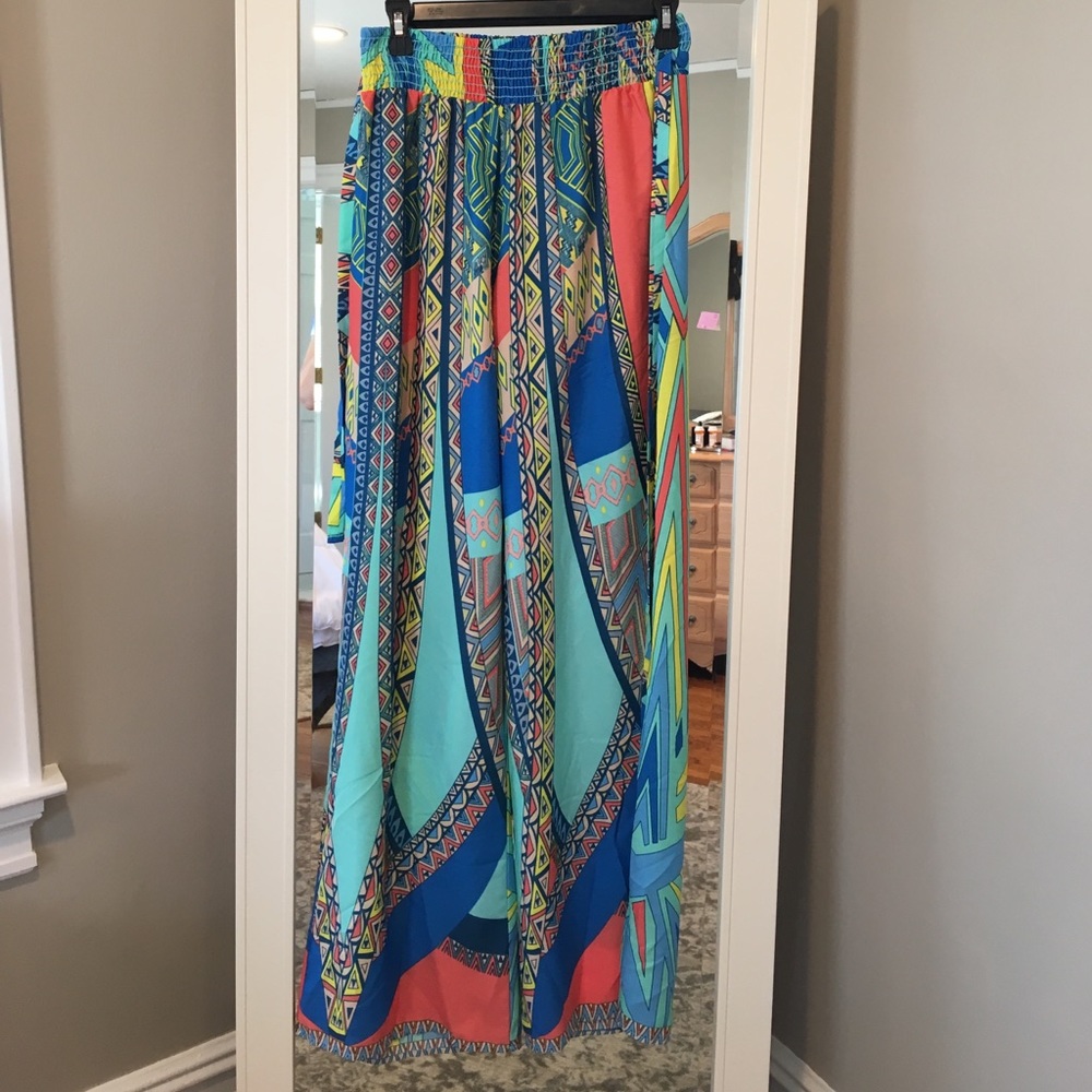 Black Bead pattern flowy pants