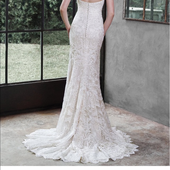 Brand new Maggie Sottero Wedding dress - Picture 2 of 4