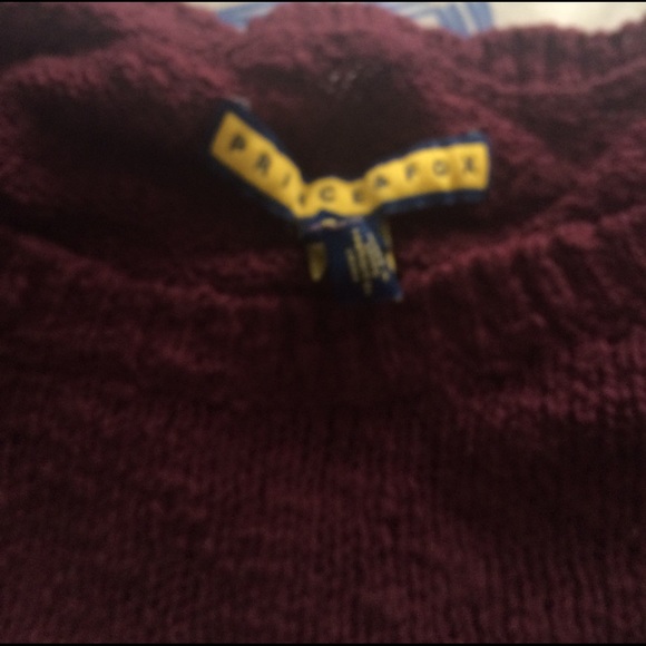Maroon sweater - Picture 2 of 2