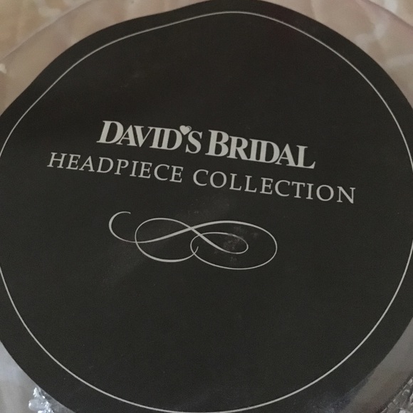 Crystal and Pearl headpiece/headband - Picture 3 of 6