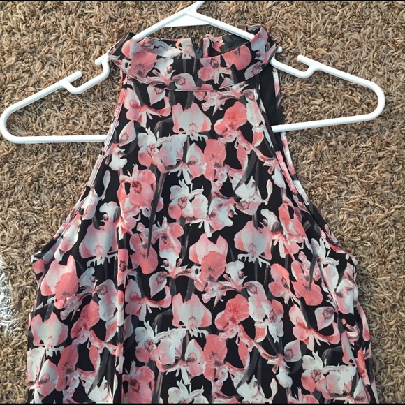 Worthington floral top - Picture 2 of 3