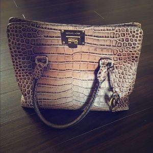 Michael Kors purse