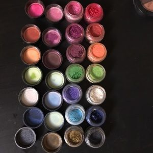 pigment eye shadows Barry M better than Mac