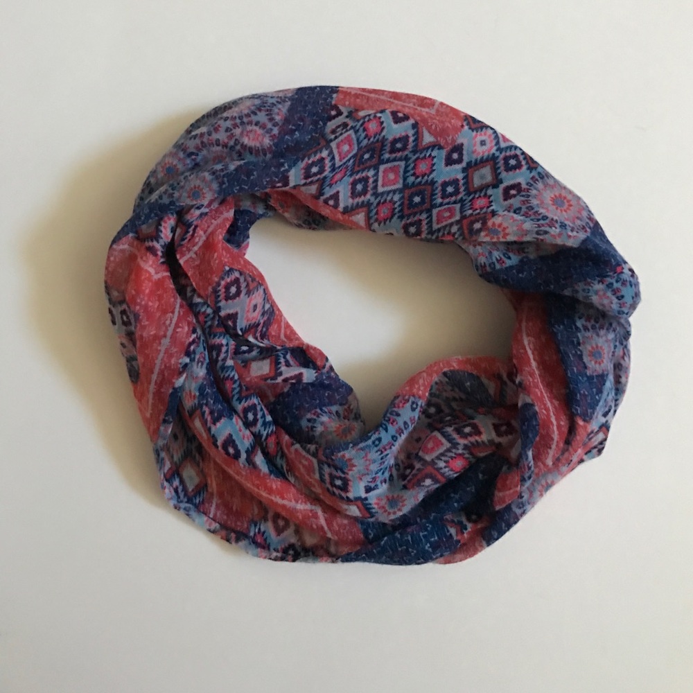 Infinity Scarf - Picture 3 of 3