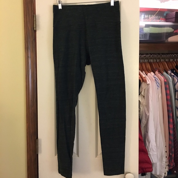 90 Degree Green Joggers! (#P1001) - Picture 1 of 3
