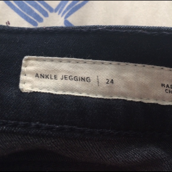 Black ripped jeans - Picture 2 of 3