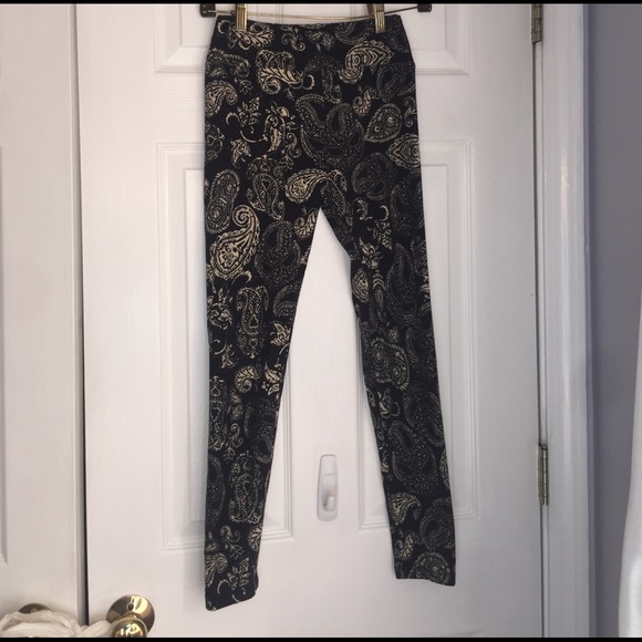 Black and White patterned leggings - Picture 1 of 2
