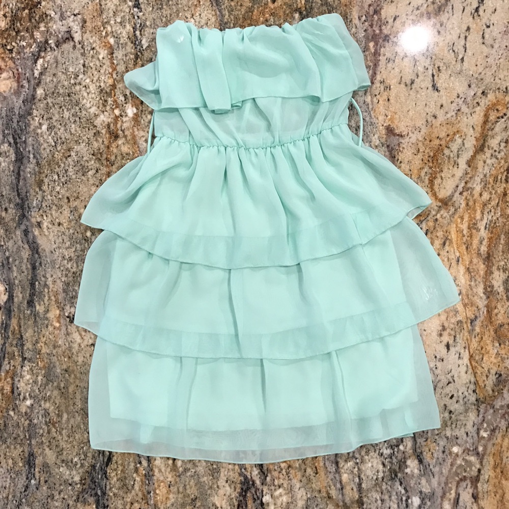 Strapless dress