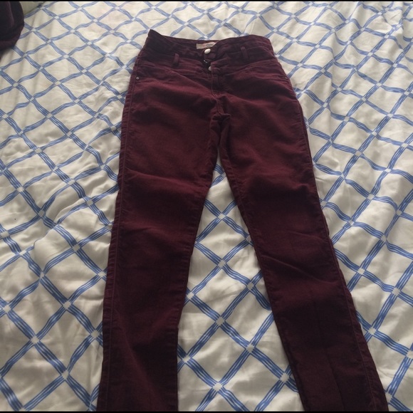 Maroon jeans - Picture 1 of 3