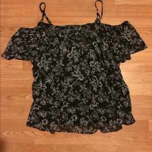 Cold shoulder top